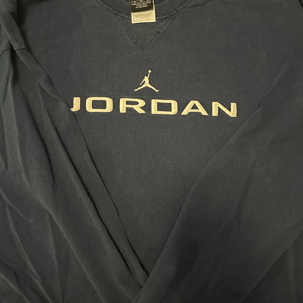 Jordan Navy Blue T-Shirt - Picture 3 of 5